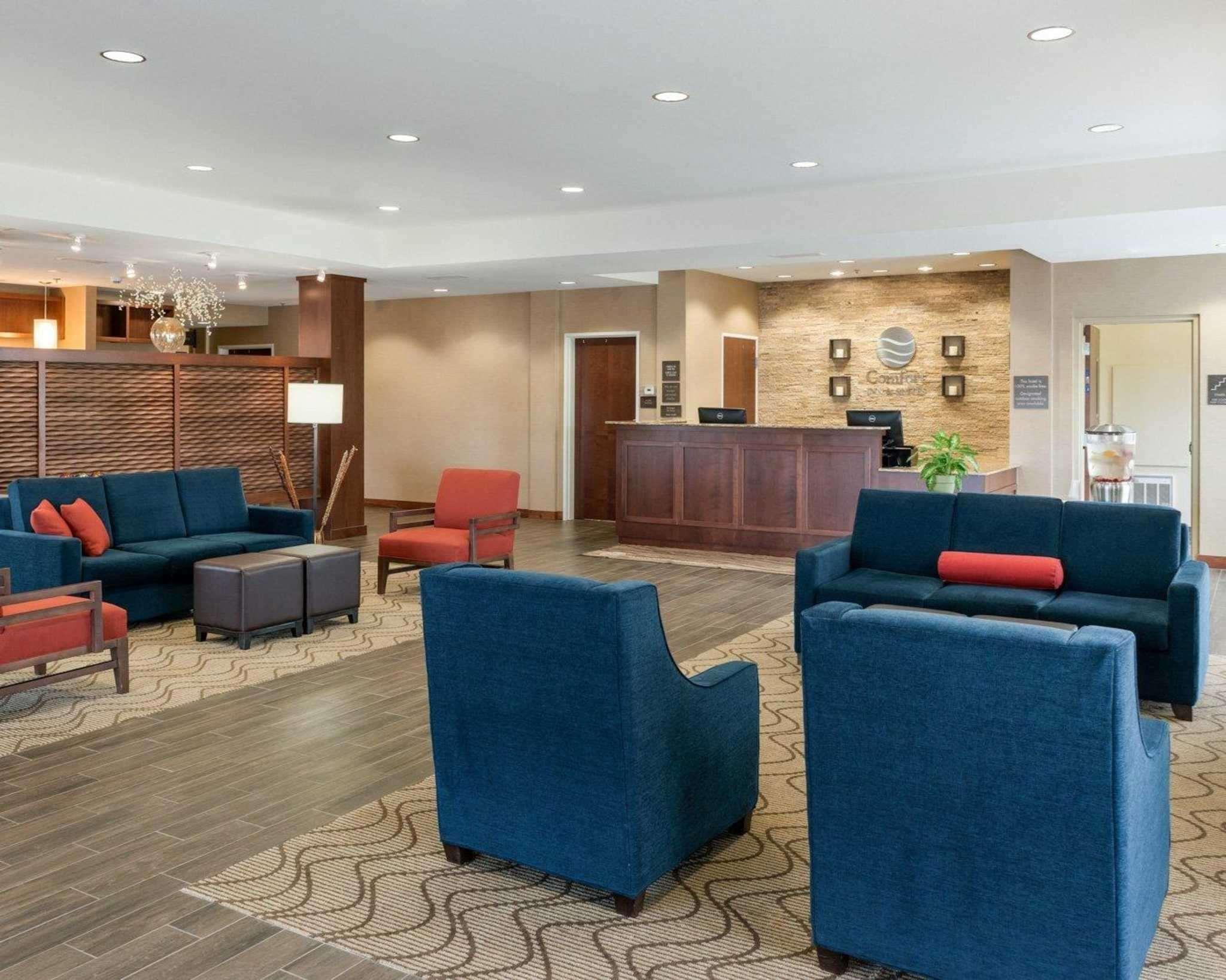 Comfort Inn & Suites West - Medical Center Рочестер Екстер'єр фото