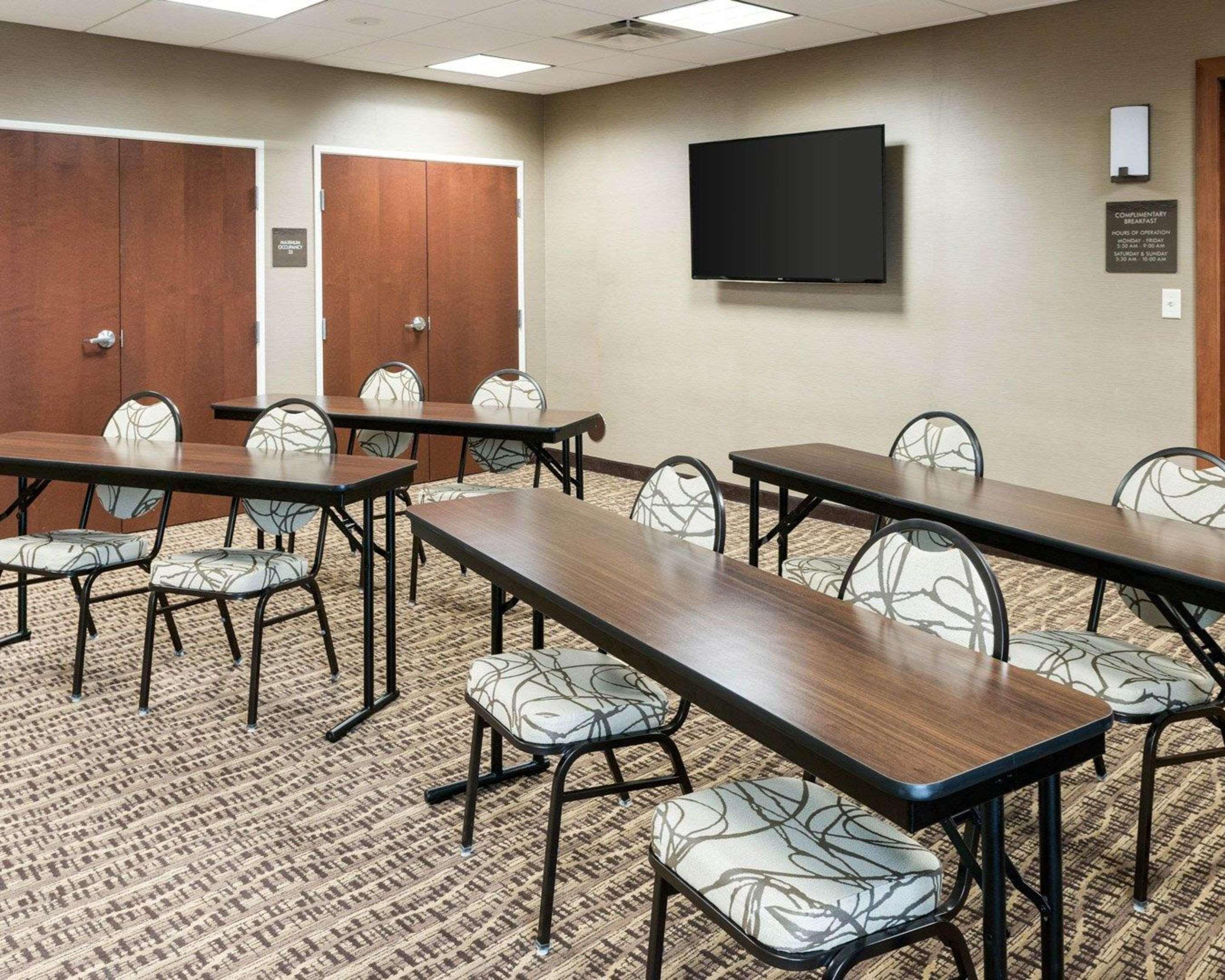 Comfort Inn & Suites West - Medical Center Рочестер Екстер'єр фото