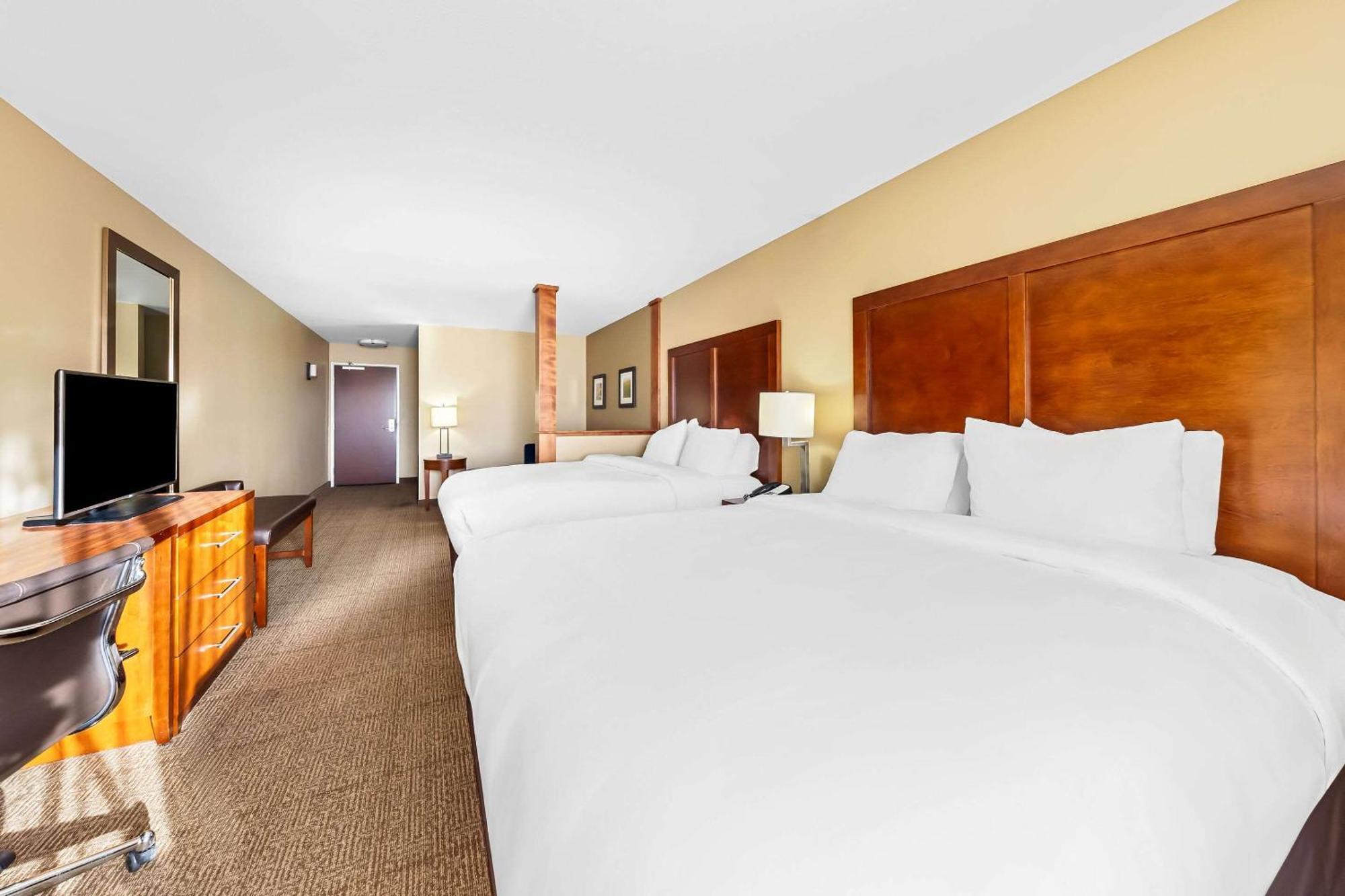 Comfort Inn & Suites West - Medical Center Рочестер Екстер'єр фото